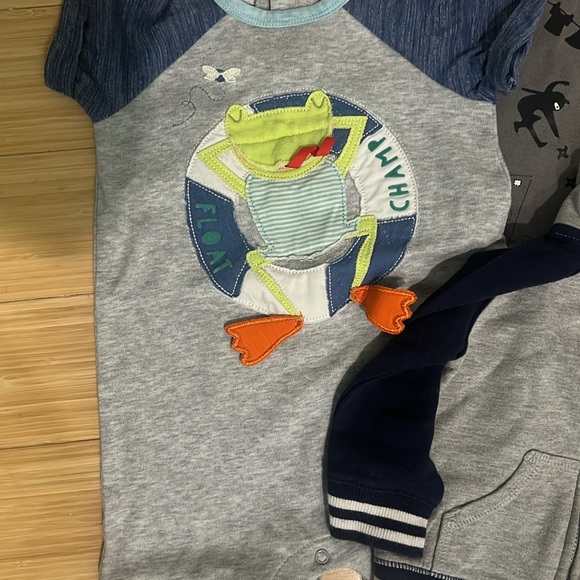 Bundle Adorable 12M -18M boys 5 piece - Picture 5 of 6